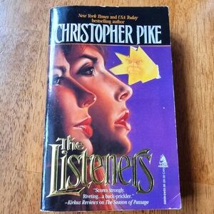 Christopher Pike 'The Listeners' Vintage Horror Paperback Book